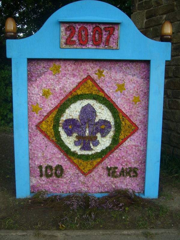 Hollymoorside Well Dressings - 2007