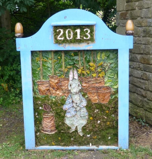 Hollymoorside Well Dressings - 2013