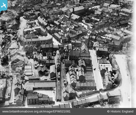 The town centre, Chesterfield, 1928 - Britain from above