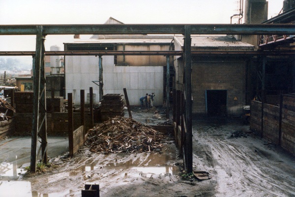 This photo is of Bryan Donkins in the 80's with the regular contractors doing their repairs. - Trevor Ravey