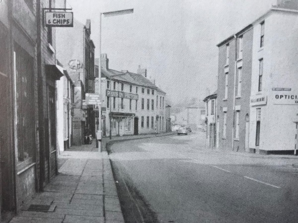 Holywell Street, looking towards Newbold Road in the 1960. Devonshire Street is on the right, and the old Post House is just visible. - Alan Taylor