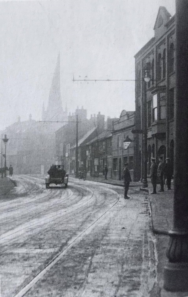 Holywell Street, this time in around 1916. - Alan Taylor