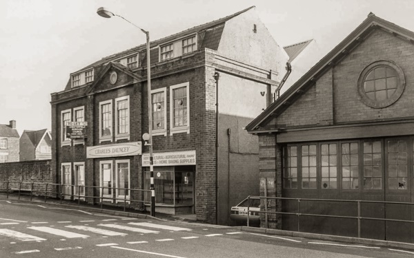 Charles Dauncy Shop, New Beetwell Street, Chesterfield, 1994. Horticultural and agricultural supplier; former fire station to right. - Paul Greenroad