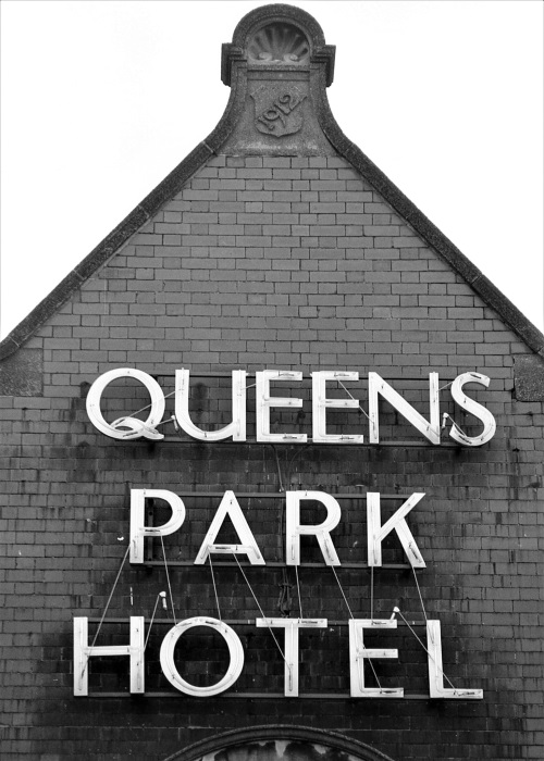 Queens Park Hotel