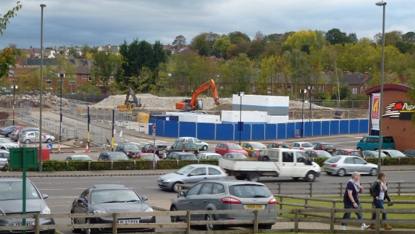 Ravenside Retail Park Building - 2012