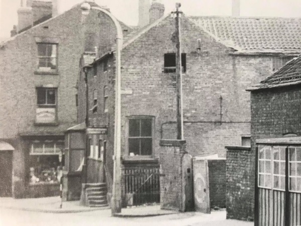 The building with the steps is the Staffordshire Farmers agricultural suppliers, on the corner of Broad Pavement and Saltergain 1963 - Alan Taylor