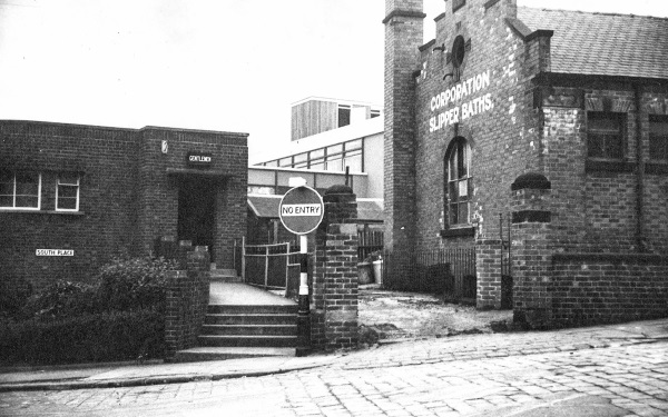 The old public baths. They were located in South Place. Built in 1849 - Paul Greenroad