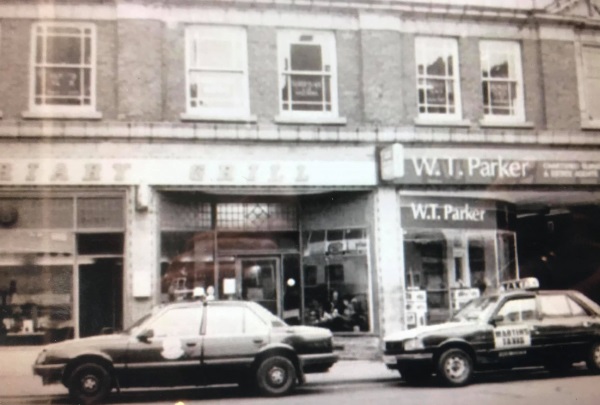 Two taxis on Vicar Lane, in 1989. - Alan Taylor